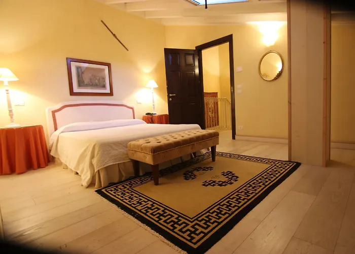 Giona Hotel 4*