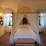 Giona Hotel