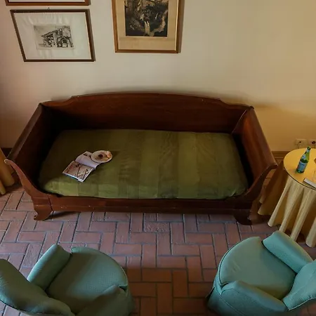 Hotel Giona