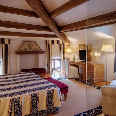 Hotel Giona 4*