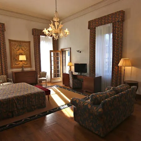 Hotel Giona 4*