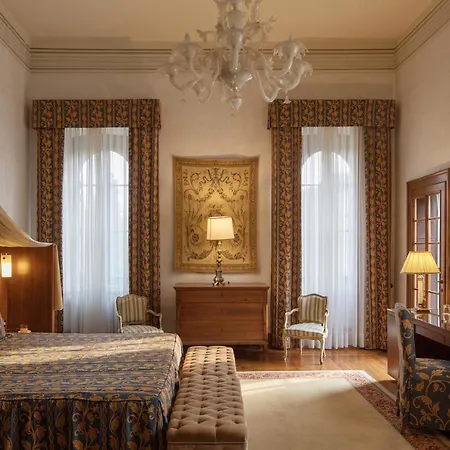Hotel Giona 4*