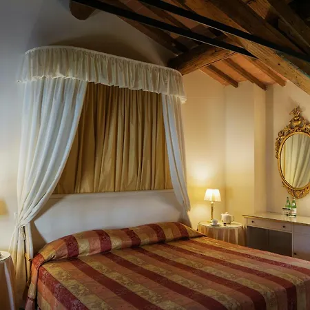 Hotel Giona