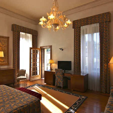 Hotel Giona 4*