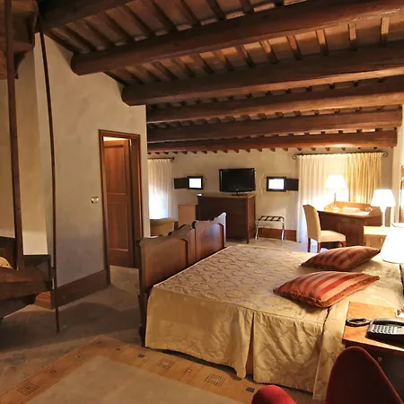 Giona Hotel 4*