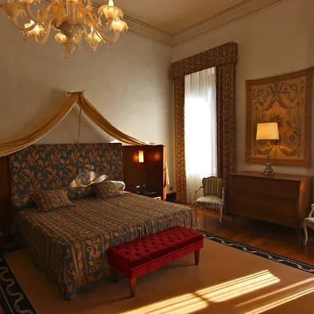 Giona Hotel