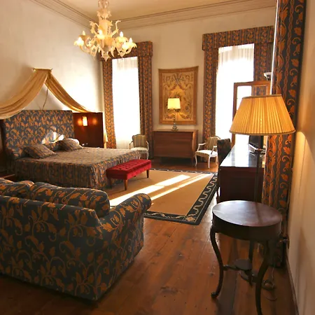 Giona 4*